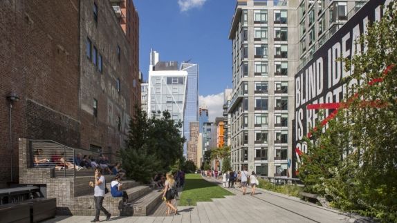 Hotels Near The High Line Four Points Manhattan Midtown West Photo Credit Marley White